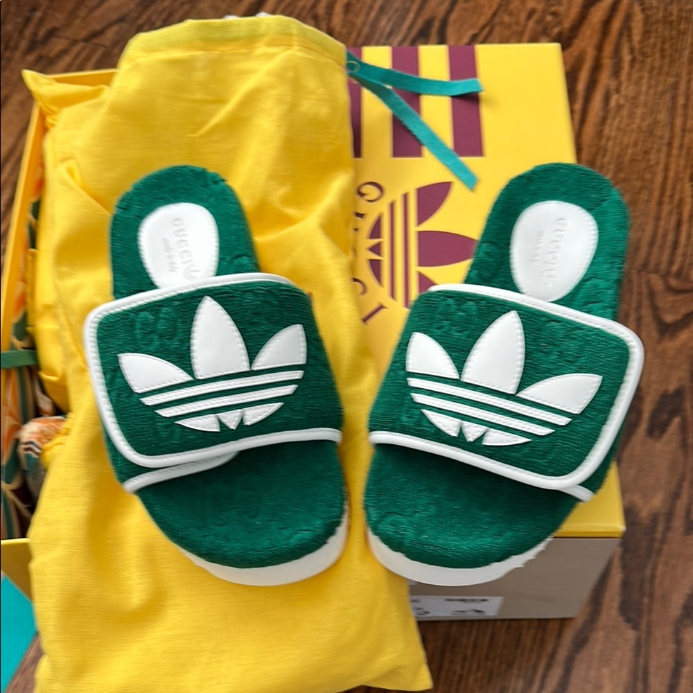 Gucci Adidas Emerald Green Slides with White Emblem NWT